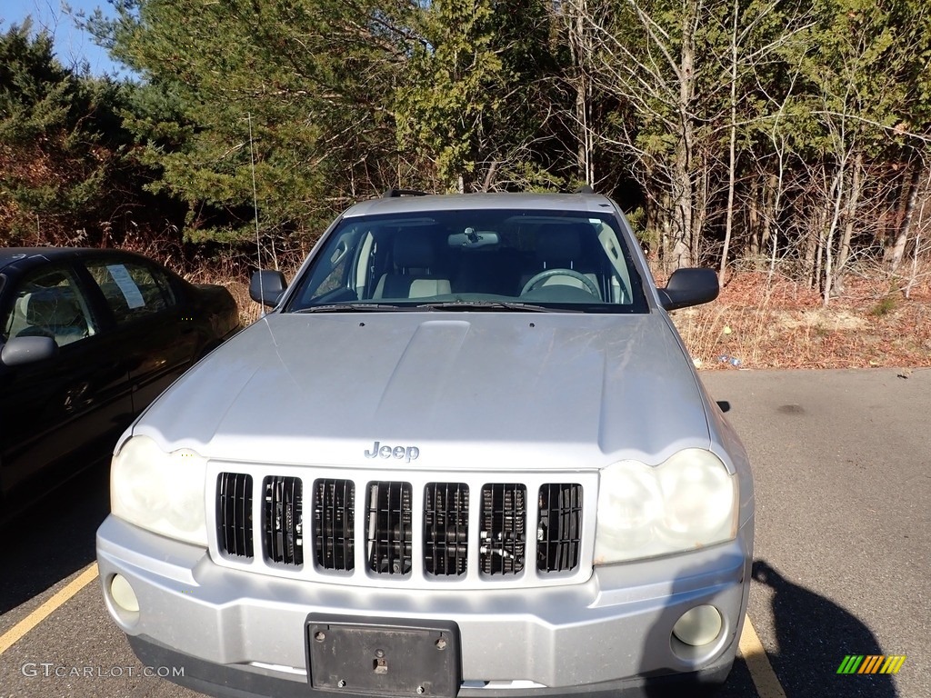 2005 Grand Cherokee Laredo 4x4 - Bright Silver Metallic / Medium Slate Gray photo #10