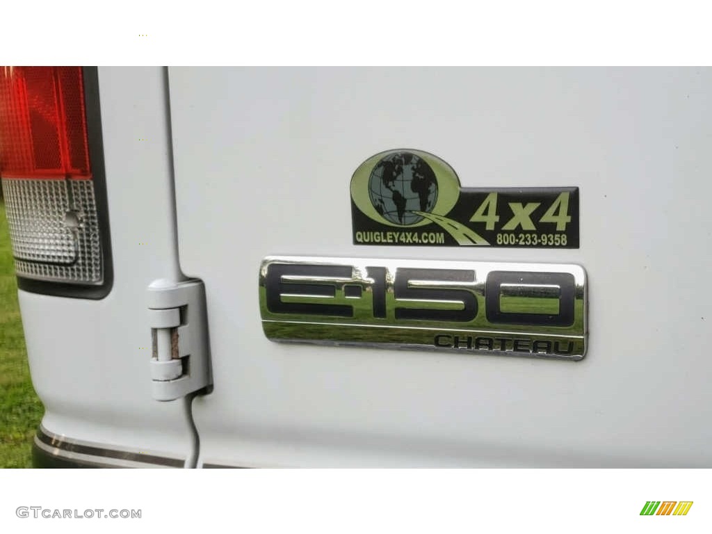 2007 Ford E Series Van E150 Chateau 4x4 Marks and Logos Photos