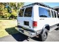 2007 Oxford White Ford E Series Van E150 Chateau 4x4  photo #20