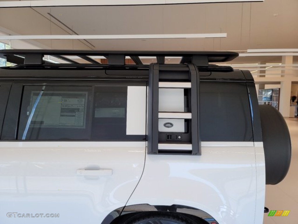 2022 Land Rover Defender 110 X-Dynamic HSE Parts Photos