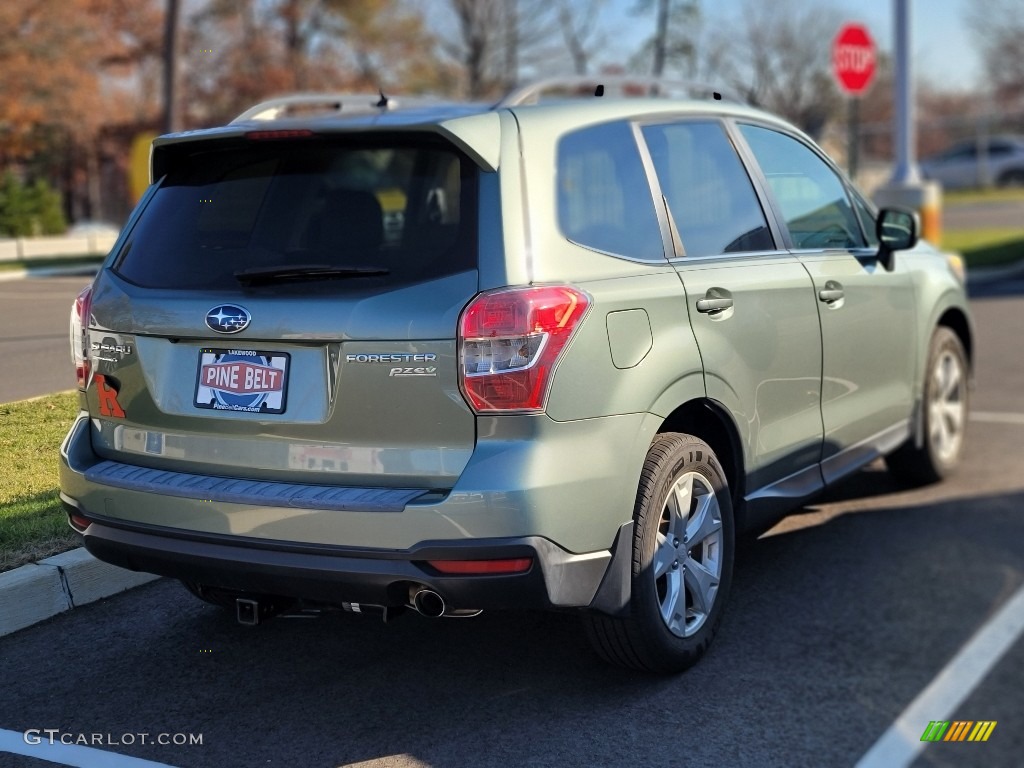 2015 Forester 2.5i Limited - Jasmine Green Metallic / Gray photo #3
