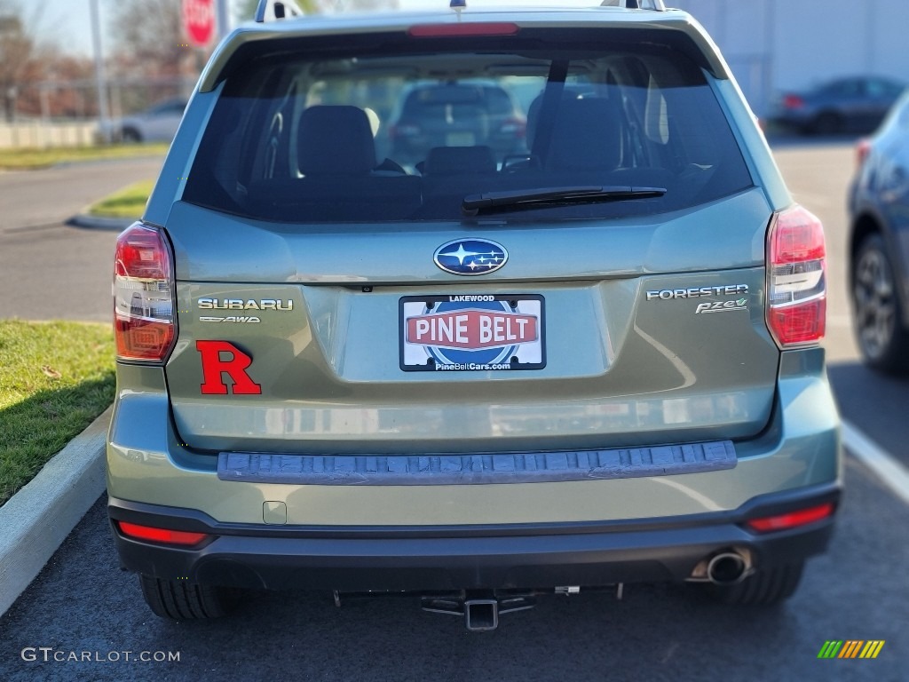 2015 Forester 2.5i Limited - Jasmine Green Metallic / Gray photo #4