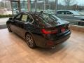 Black Sapphire Metallic - 3 Series 330i xDrive Sedan Photo No. 2