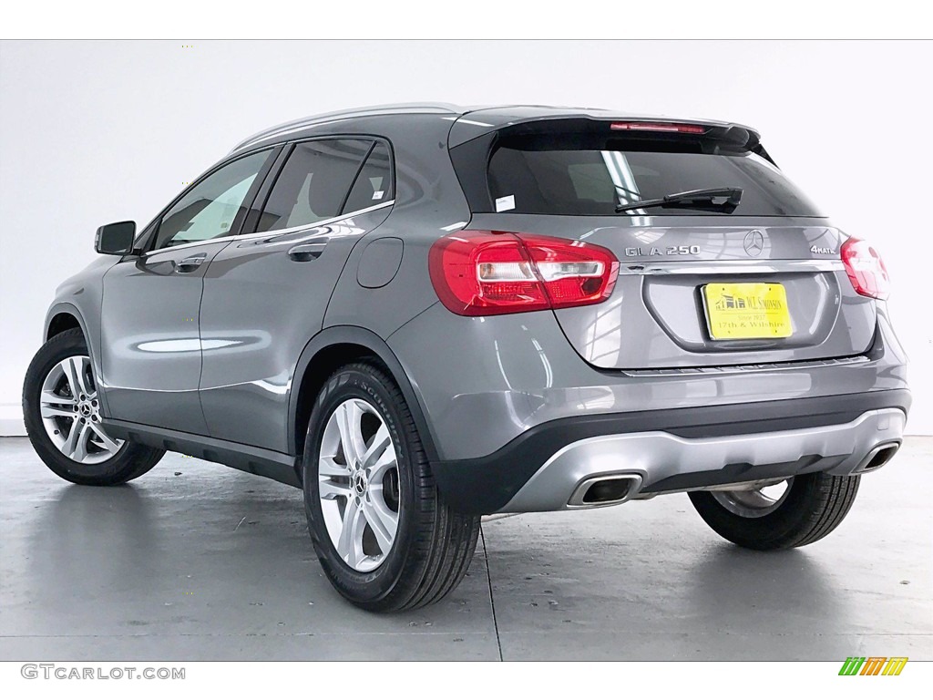 2018 GLA 250 4Matic - Mountain Grey Metallic / Crystal Grey photo #10