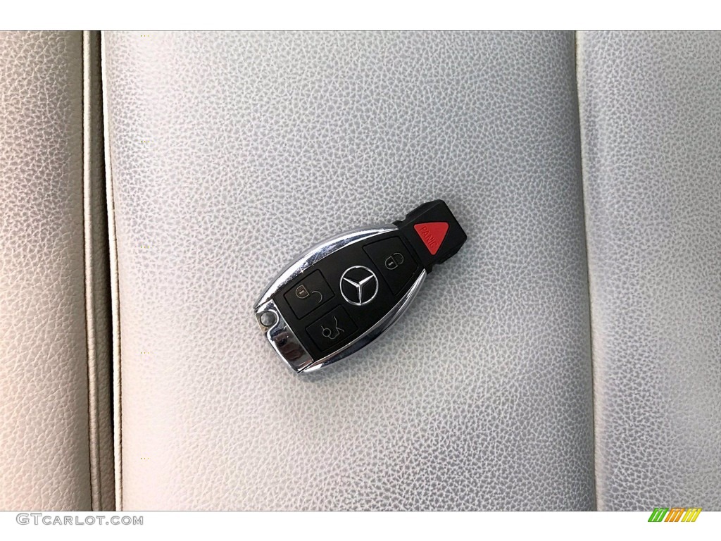 2018 Mercedes-Benz GLA 250 4Matic Keys Photo #143326155