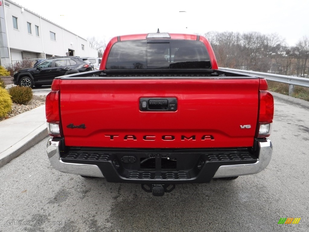2019 Tacoma SR5 Double Cab 4x4 - Barcelona Red Metallic / TRD Graphite photo #16