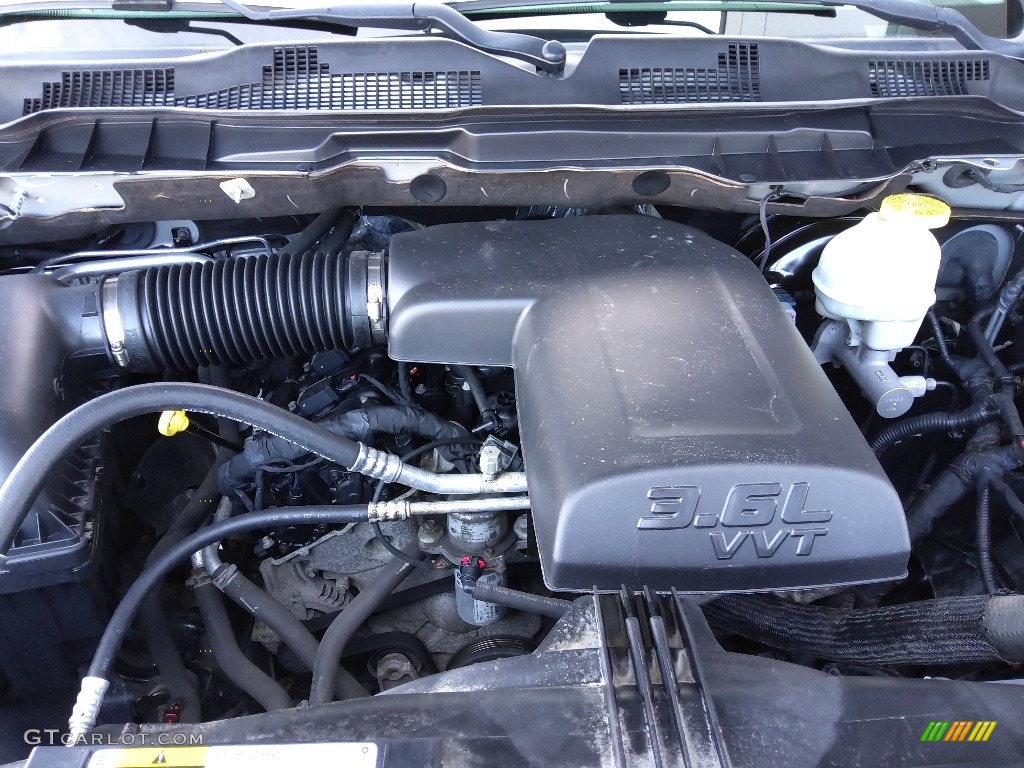 2017 1500 Express Quad Cab 4x4 - Bright Silver Metallic / Black/Diesel Gray photo #12