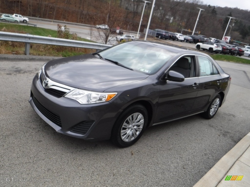 2013 Camry LE - Magnetic Gray Metallic / Ash photo #9