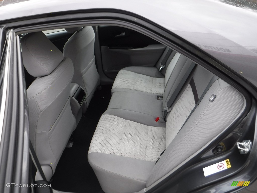 2013 Camry LE - Magnetic Gray Metallic / Ash photo #27