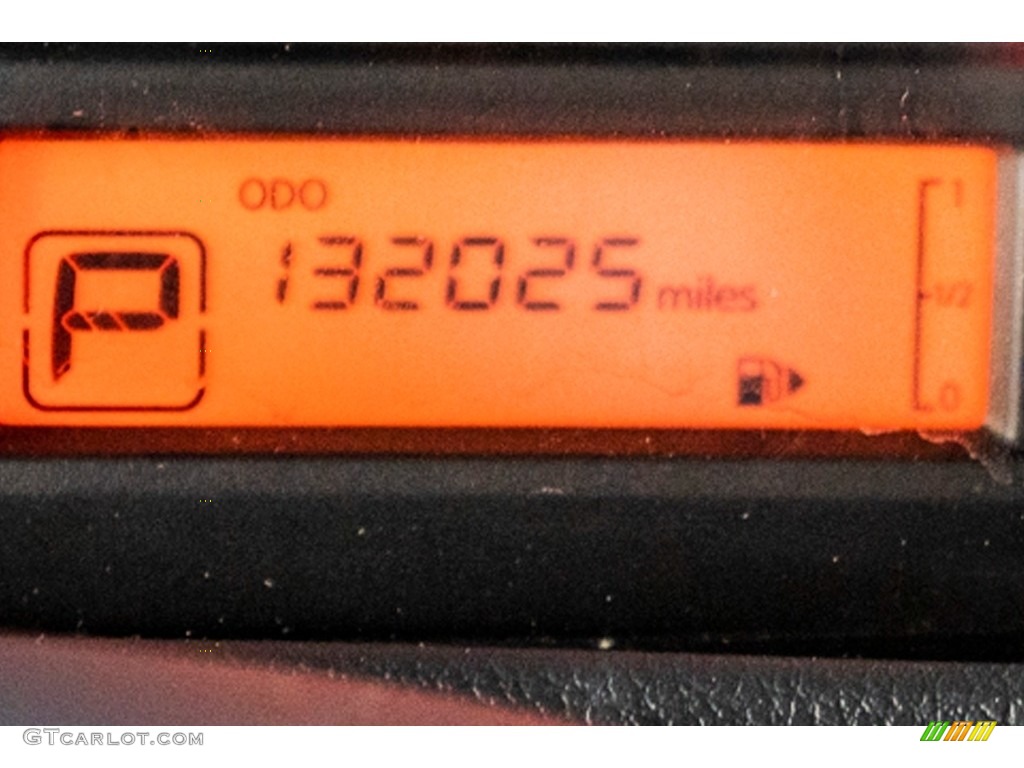 2015 NV200 S - Fresh Powder / Gray photo #31