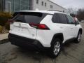 Super White - RAV4 XLE AWD Photo No. 16