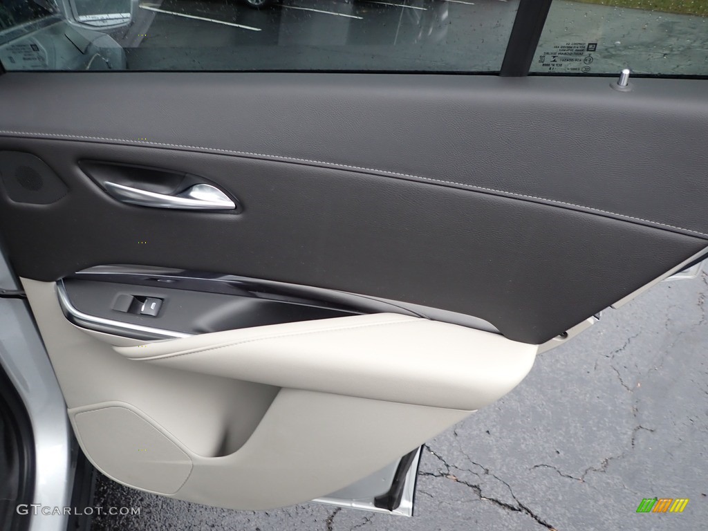 2019 XT4 Luxury - Radiant Silver Metallic / Light Platinum/Jet Black photo #8