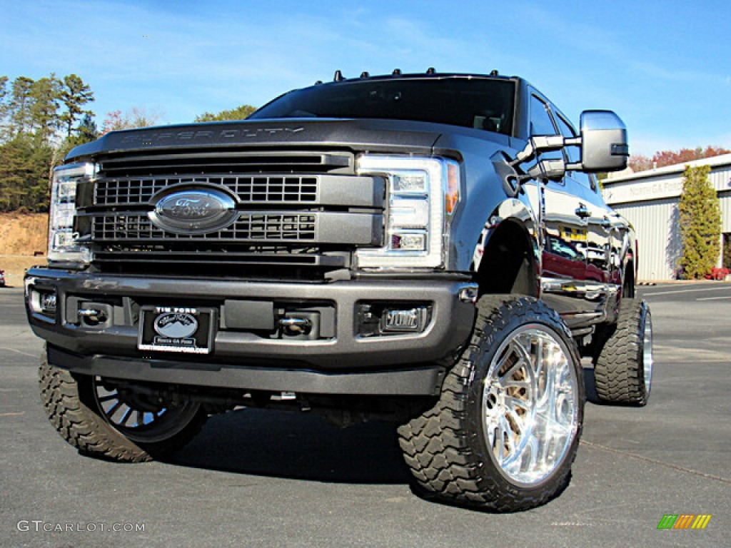 Magnetic Ford F250 Super Duty