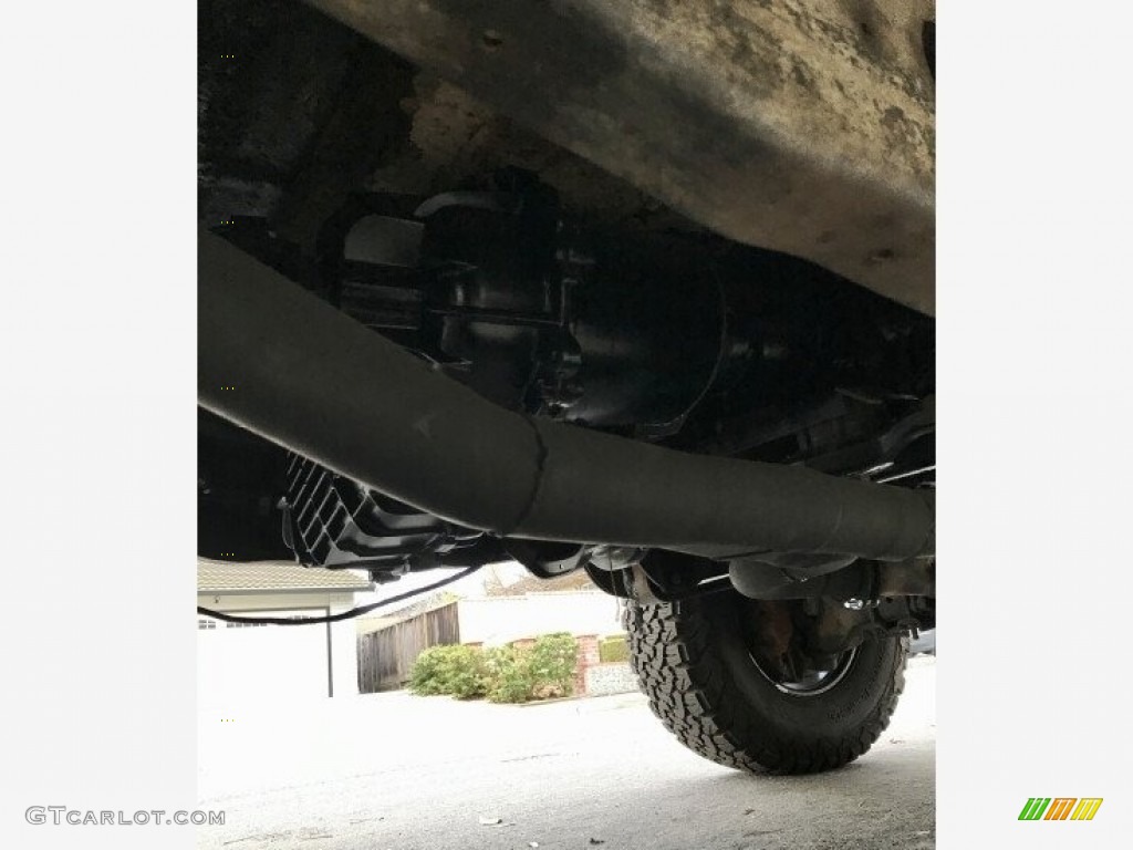 1981 Ford F350 Custom Regular Cab 4x4 Undercarriage Photo #143343276