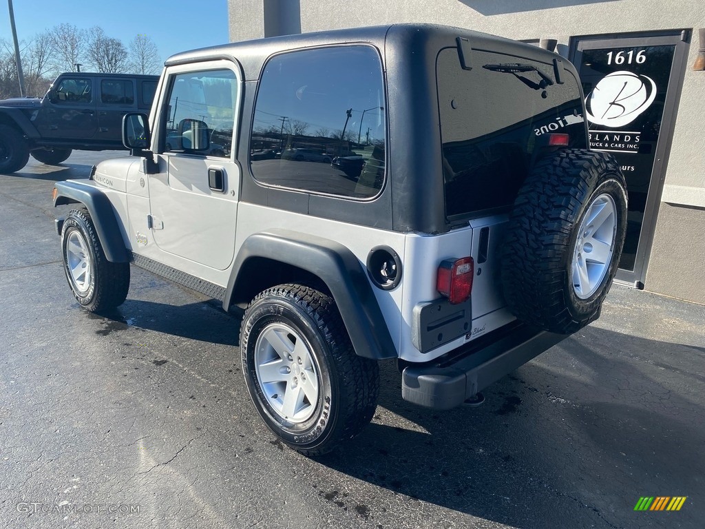 2004 Wrangler Rubicon 4x4 - Bright Silver Metallic / Dark Slate Gray photo #7