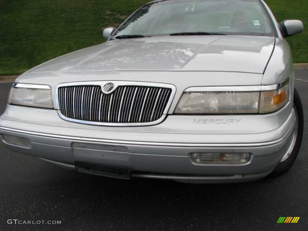 1997 Grand Marquis LS - Silver Frost Metallic / Light Graphite photo #3