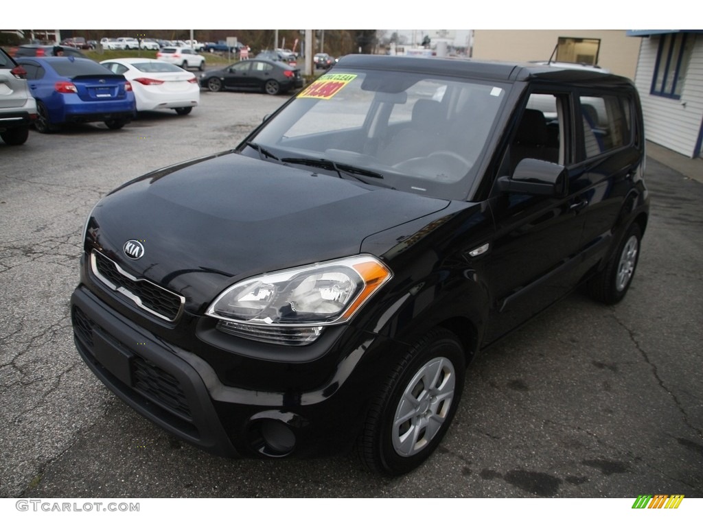 2013 Soul 1.6 - Shadow Black / Black Cloth photo #1