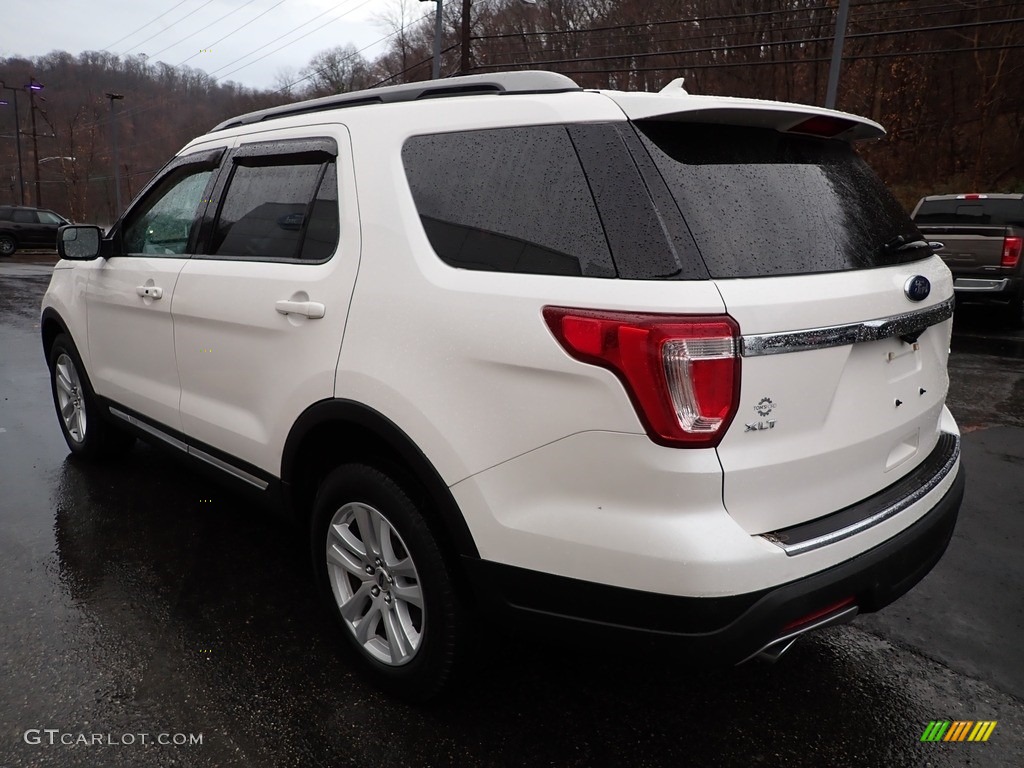 2018 Explorer XLT 4WD - Oxford White / Ebony Black photo #5