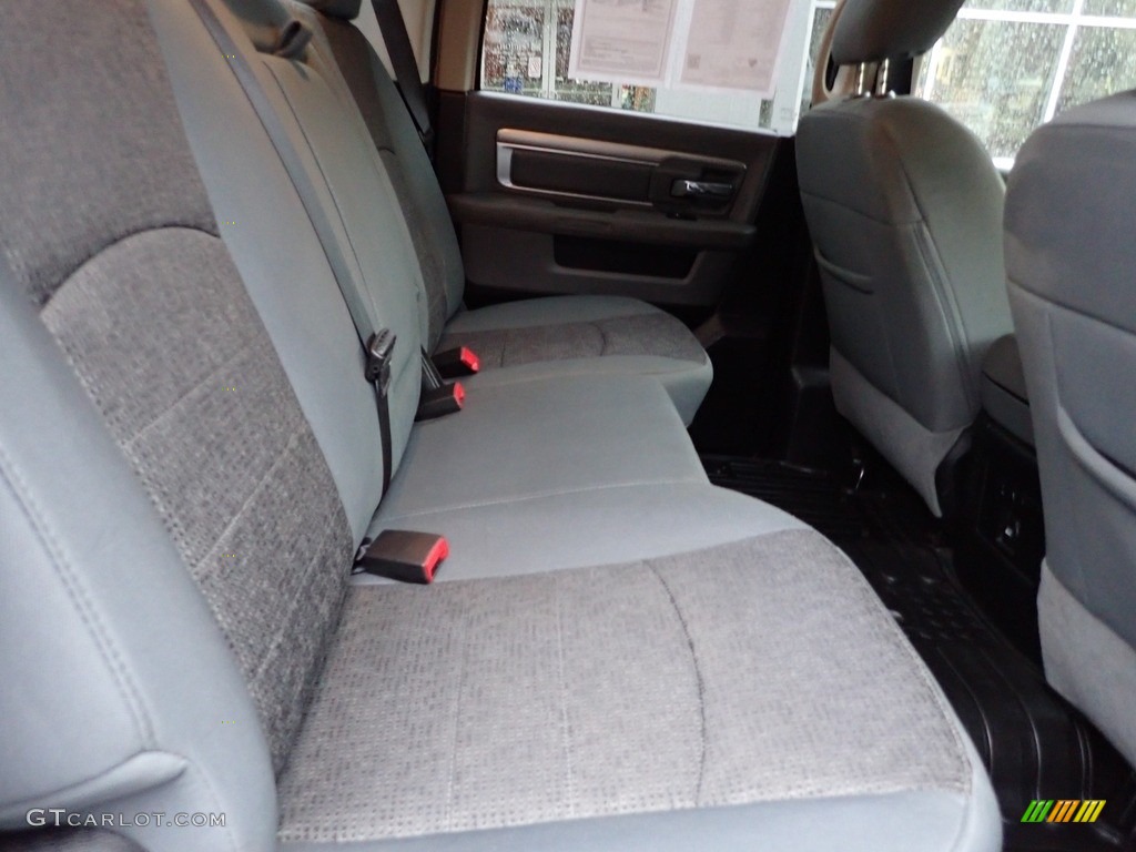 2015 Ram 1500 Outdoorsman Crew Cab 4x4 Rear Seat Photos