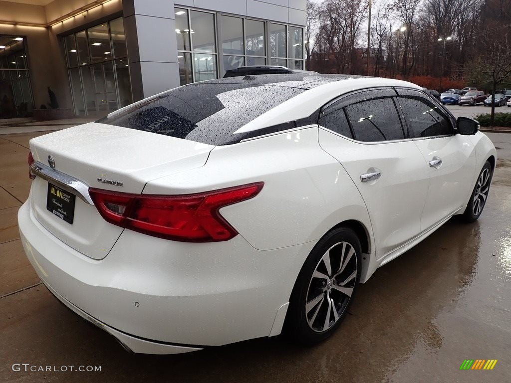 2017 Maxima Platinum - Pearl White / Charcoal photo #2
