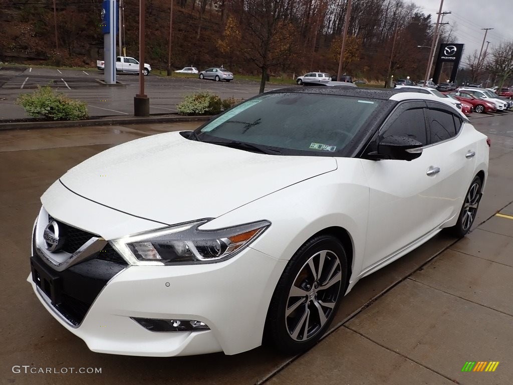2017 Maxima Platinum - Pearl White / Charcoal photo #7