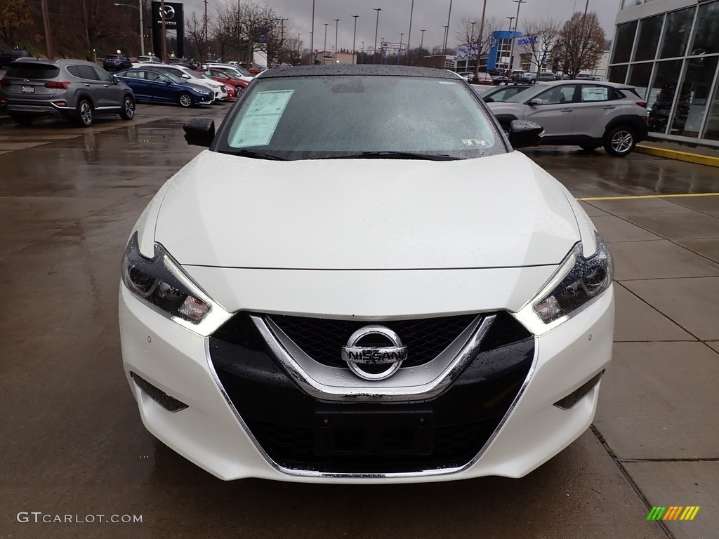 2017 Maxima Platinum - Pearl White / Charcoal photo #8