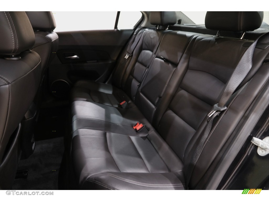 2013 Chevrolet Cruze LT Rear Seat Photos