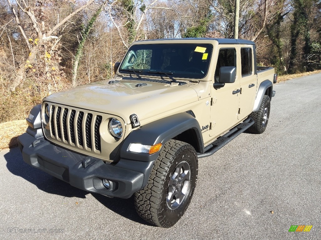 2020 Gladiator Sport 4x4 - Gator / Black photo #2