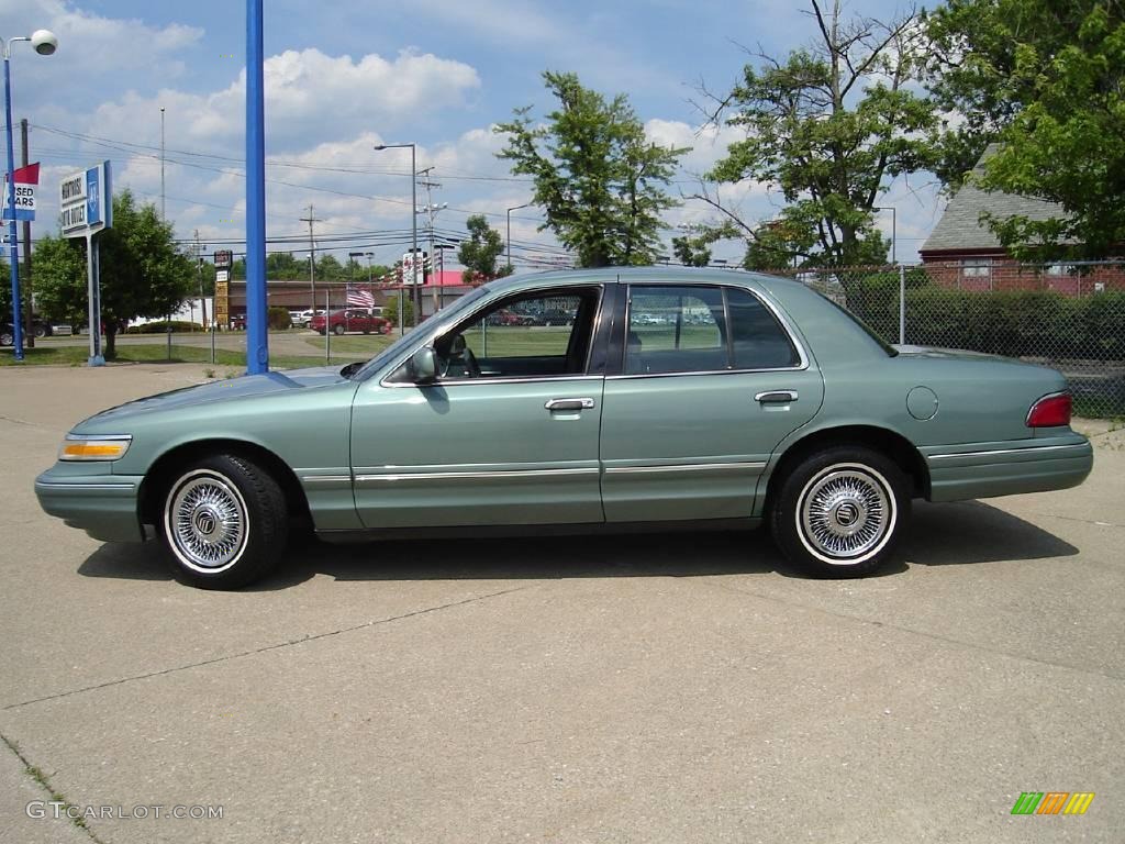 1997 Grand Marquis GS - Vermont Green Metallic / Willow Green photo #2