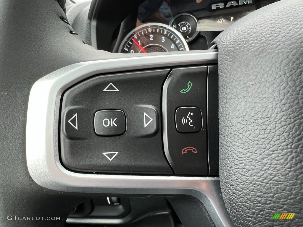 2022 Ram 1500 Big Horn Quad Cab 4x4 Black/Diesel Gray Steering Wheel Photo #143358996