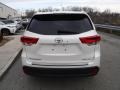 2019 Blizzard Pearl White Toyota Highlander XLE AWD  photo #15