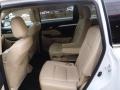 2019 Blizzard Pearl White Toyota Highlander XLE AWD  photo #27