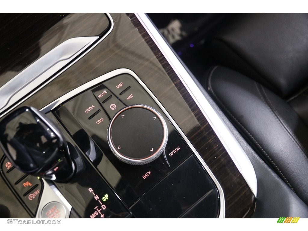 2019 X5 xDrive40i - Arctic Grey Metallic / Black photo #17