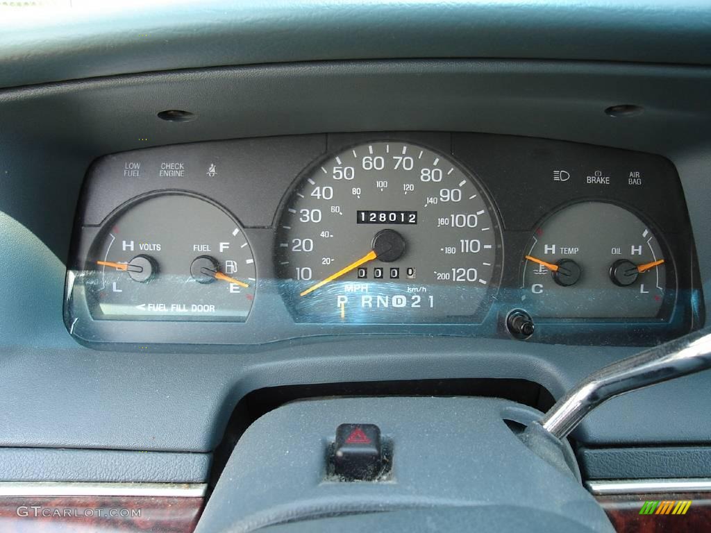 1997 Grand Marquis GS - Vermont Green Metallic / Willow Green photo #22