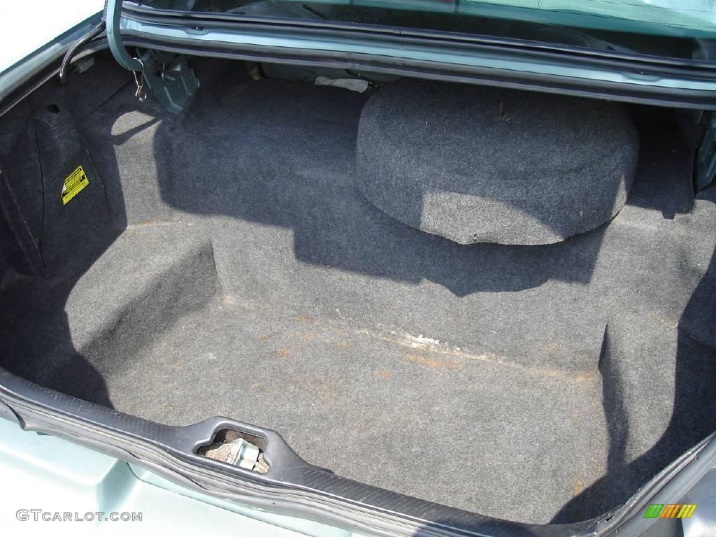 1997 Grand Marquis GS - Vermont Green Metallic / Willow Green photo #26