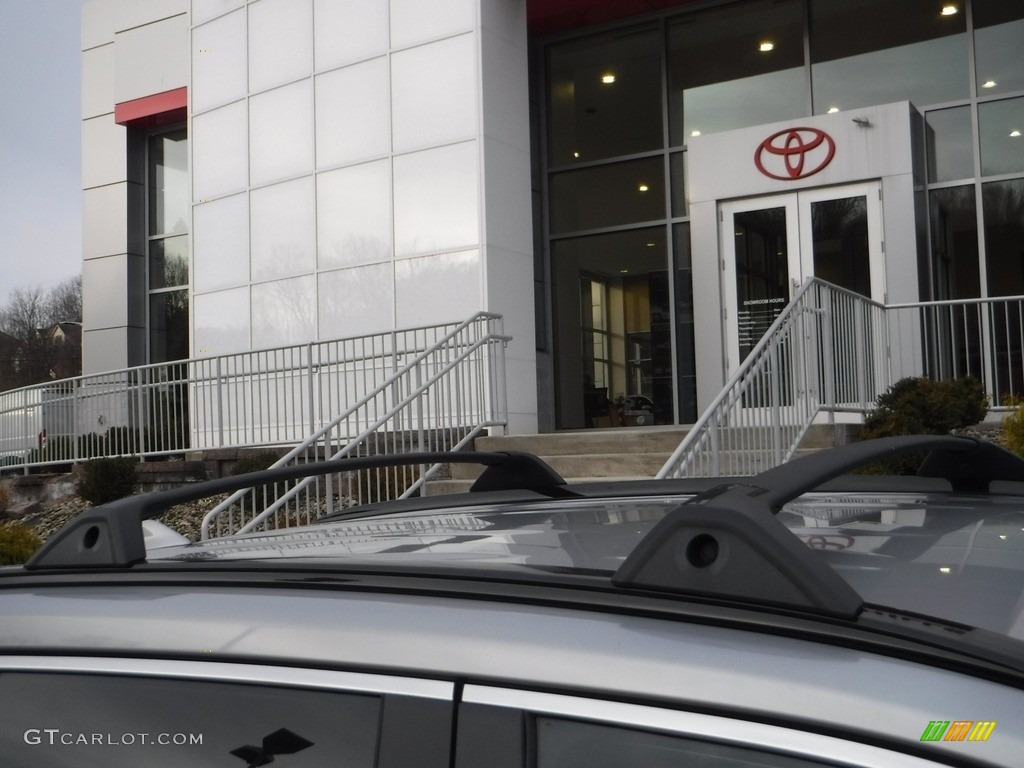 2019 RAV4 LE AWD Hybrid - Silver Sky Metallic / Black photo #3
