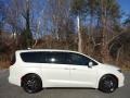 2021 Luxury White Pearl Chrysler Pacifica Touring  photo #5