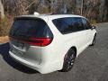2021 Luxury White Pearl Chrysler Pacifica Touring  photo #6