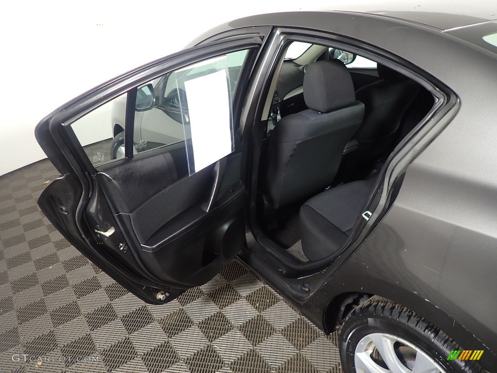 2010 MAZDA3 i Touring 4 Door - Metropolitan Gray Mica / Black photo #29