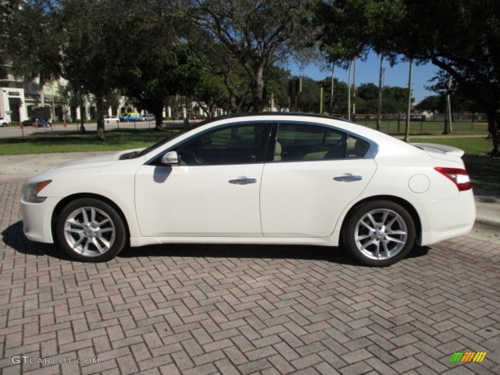 2010 Maxima 3.5 S - Winter Frost White / Caffe Latte photo #3