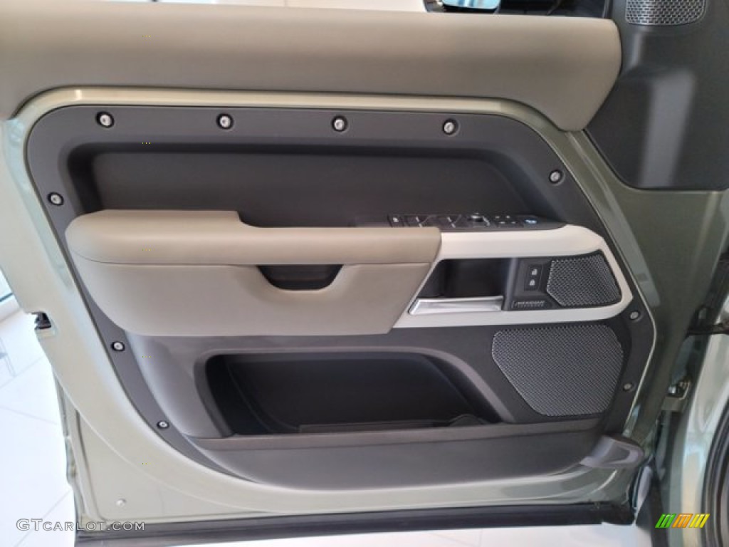2022 Defender 110 X-Dynamic SE - Pangea Green Metallic / Khaki photo #12