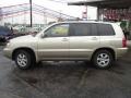 2001 Vintage Gold Metallic Toyota Highlander Limited  photo #2