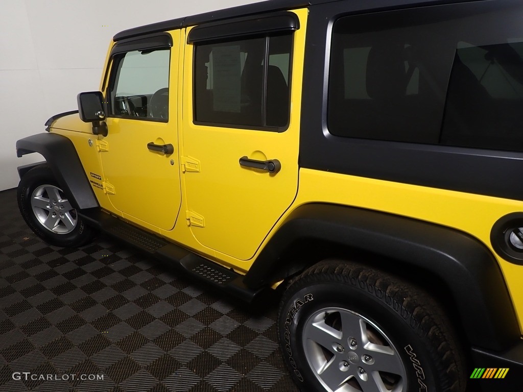 2015 Wrangler Unlimited Sport 4x4 - Baja Yellow / Black photo #19
