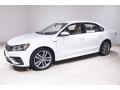 Pure White - Passat R-Line Photo No. 3