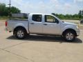 2007 Radiant Silver Nissan Frontier SE Crew Cab 4x4  photo #2