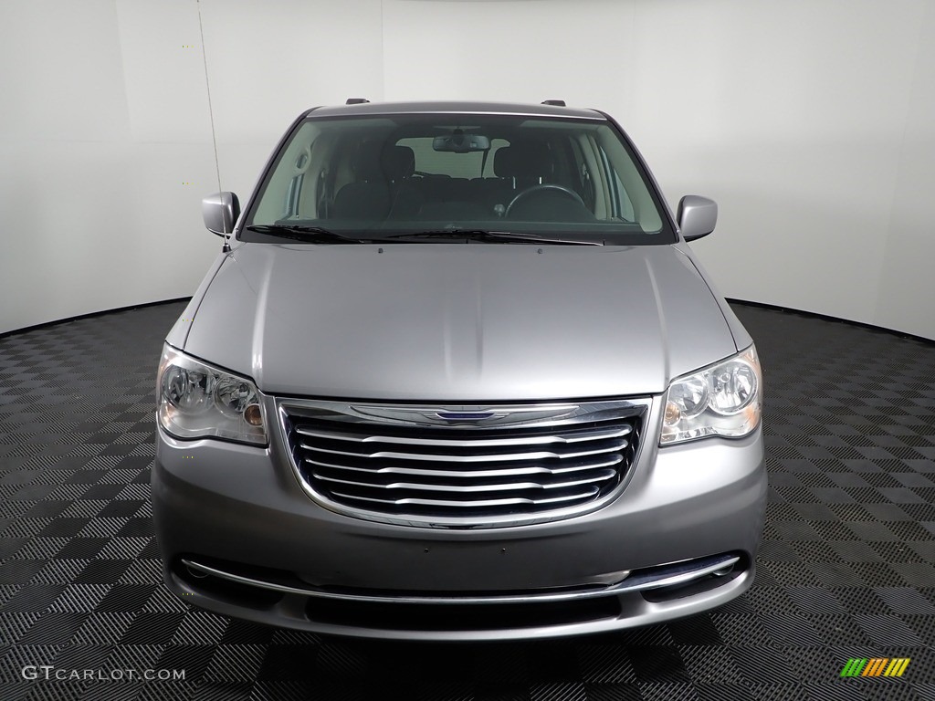 2014 Town & Country Touring - Billet Silver Metallic / Black/Light Graystone photo #7