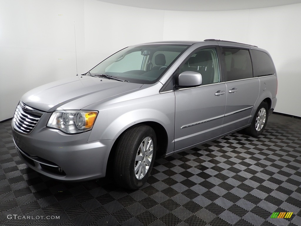 2014 Town & Country Touring - Billet Silver Metallic / Black/Light Graystone photo #10
