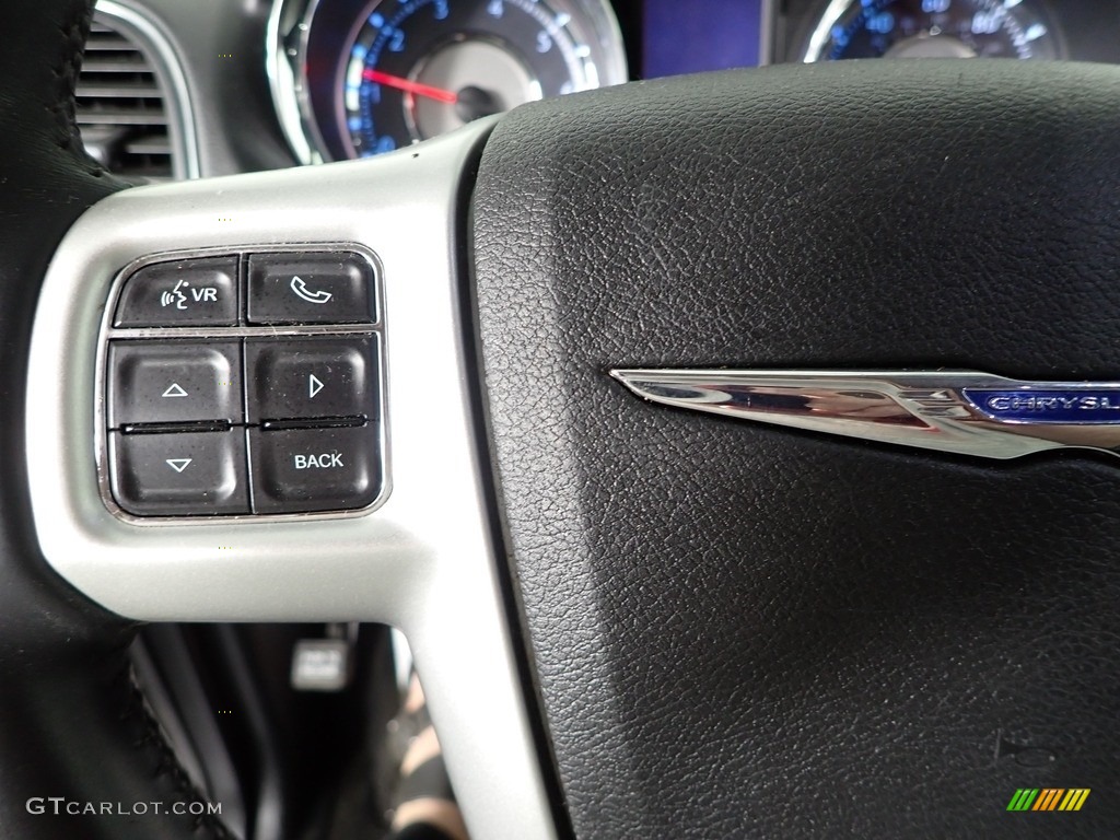 2014 Town & Country Touring - Billet Silver Metallic / Black/Light Graystone photo #22