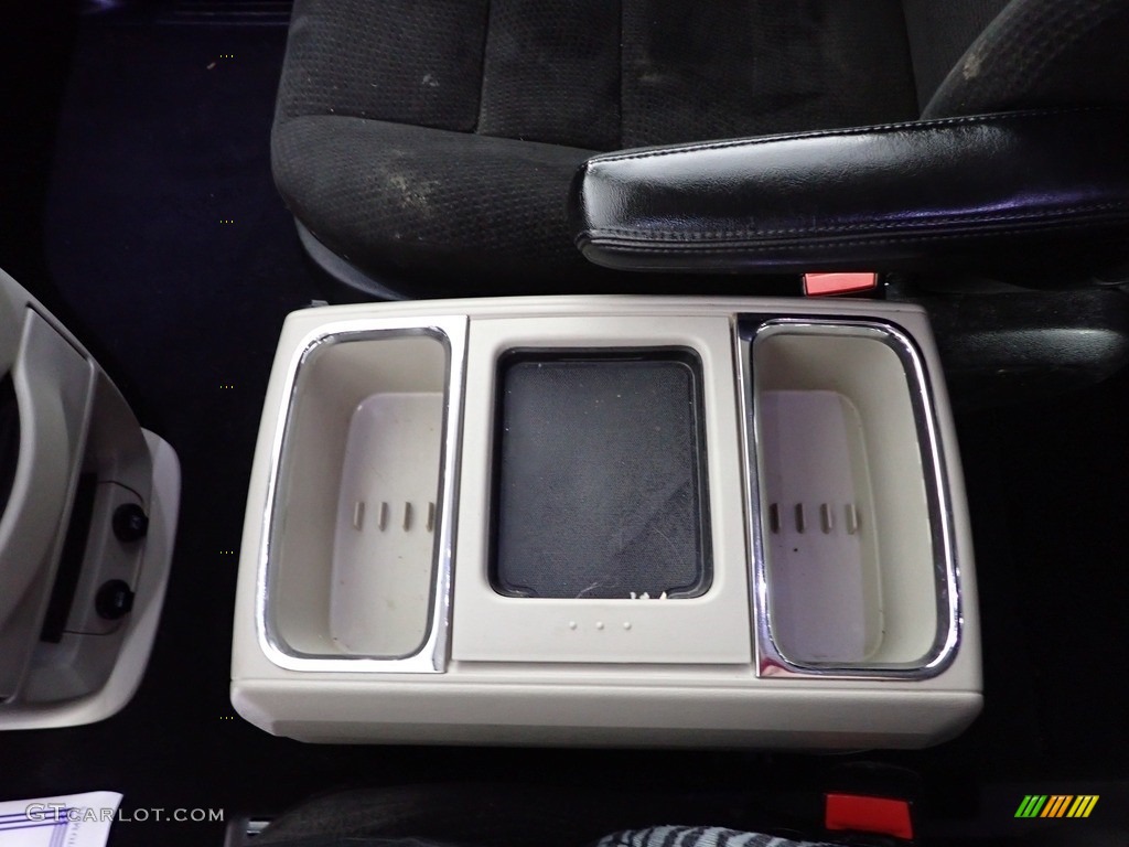 2014 Town & Country Touring - Billet Silver Metallic / Black/Light Graystone photo #27