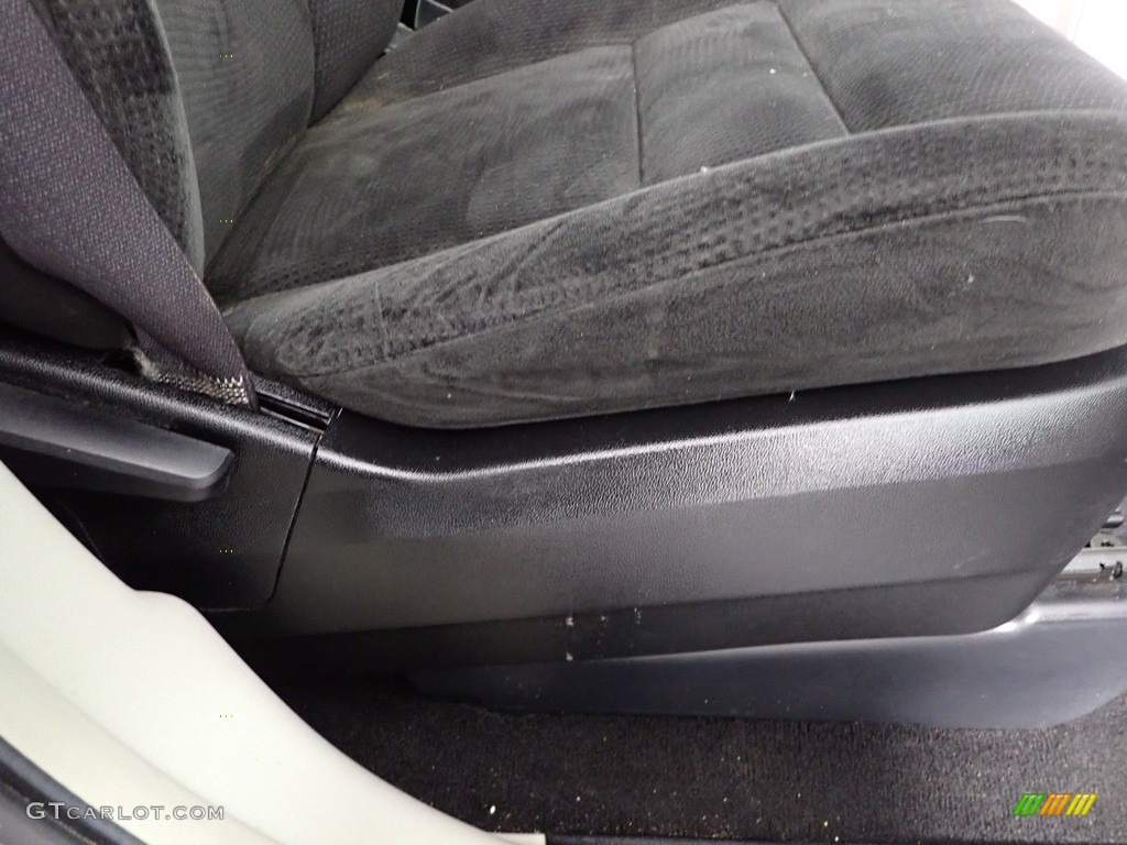 2014 Town & Country Touring - Billet Silver Metallic / Black/Light Graystone photo #34